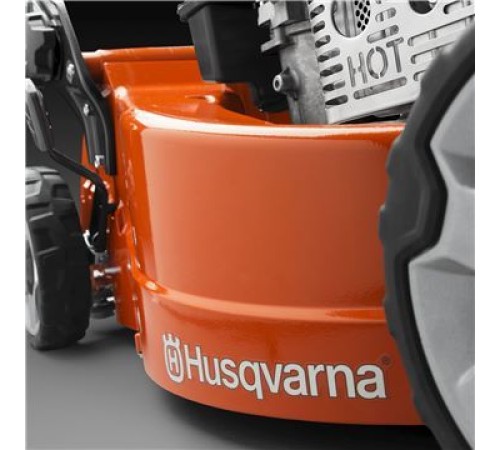 Газонокосилка бензиновая Husqvarna LC 551SP