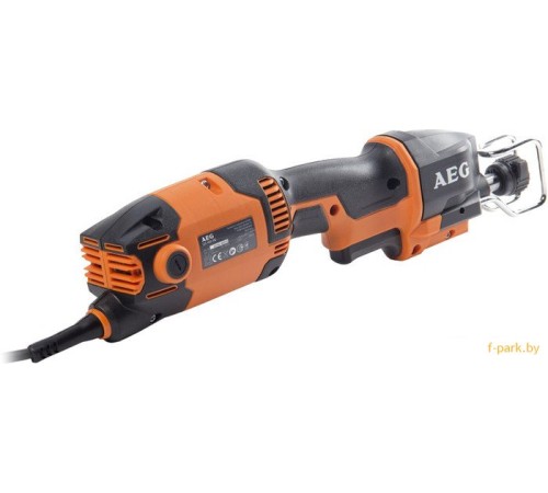 Сабельная пила AEG US 400 XE