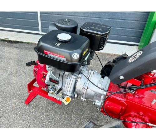 Мотоблок МТЗ Беларус 012WM (двигатель бензин. Wiema, 13 л.с., шины 6L-12)