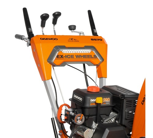 Снегоуборщик бензиновый Daewoo Power DAST 8570