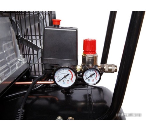 Компрессор ELAND WIND 100V-2CB