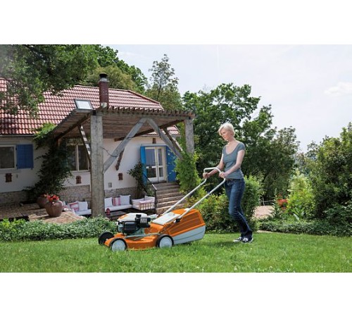 Колёсная газонокосилка STIHL RM 248