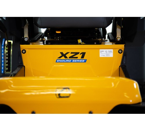 Газонокосилка с нулевым радиусом разворота Cub Cadet XZ2 127