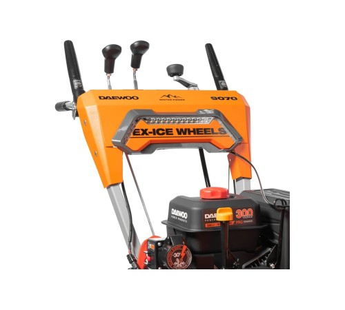 Снегоуборщик бензиновый Daewoo Power DAST 9070