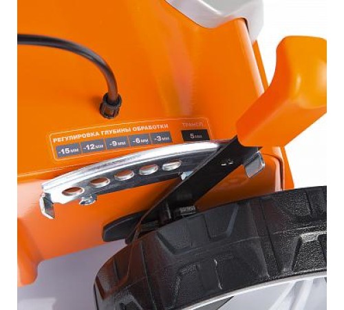 Скарификатор бензиновый Daewoo Power DSC 4000