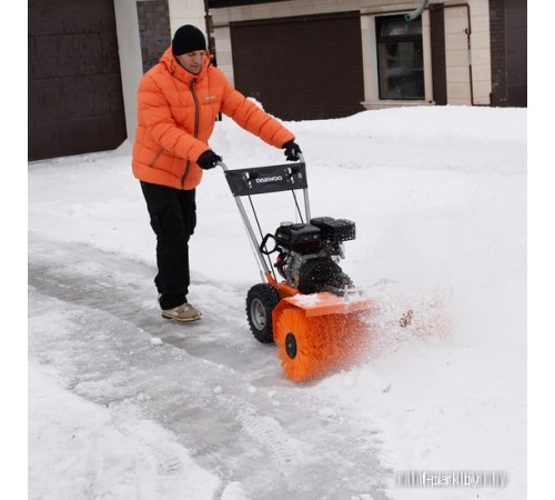 Машина подметальная Daewoo DASC 7080