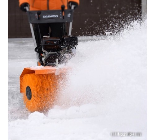 Машина подметальная Daewoo DASC 7080