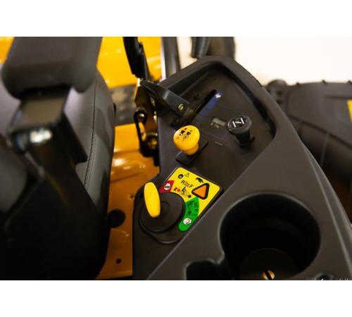 Газонокосилка с нулевым радиусом разворота Cub Cadet XZ1 107