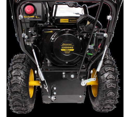 Снегоуборщик бензиновый Champion ST662E