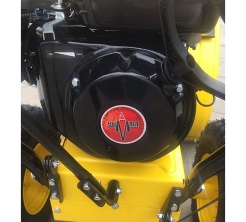 Снегоуборщик бензиновый ЦЕЛИНА СМ-566