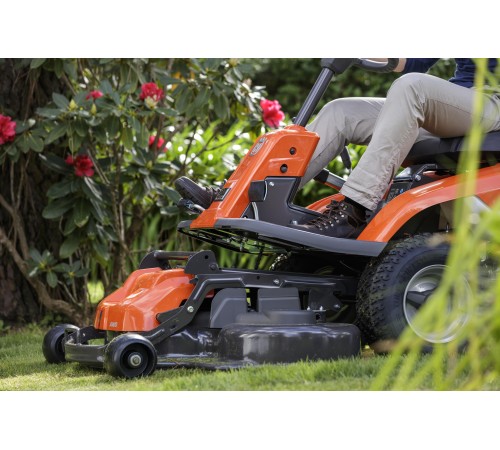 Райдер Husqvarna R 214TC