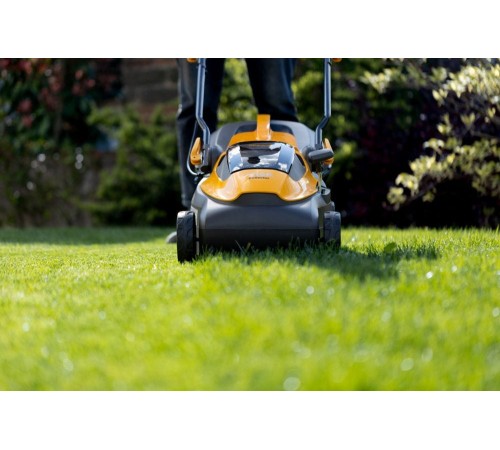 Газонокосилка Stiga Collector 136 AE Kit 291342068/ST1 (с АКБ)