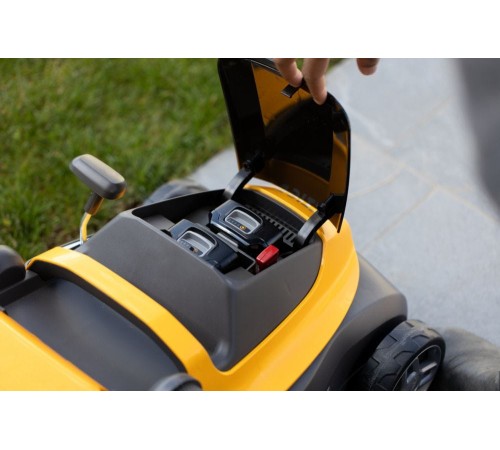 Газонокосилка Stiga Collector 136 AE Kit 291342068/ST1 (с АКБ)