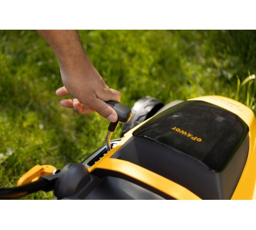 Газонокосилка Stiga Collector 136 AE Kit 291342068/ST1 (с АКБ)