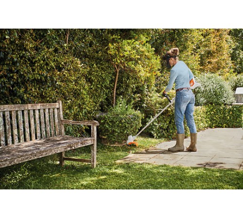 Триммер STIHL  FSA 57 SET (с AL 101, AK 10)